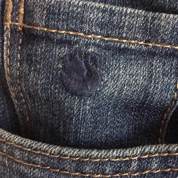 Gloria Vanderbilt cuffed capris - Picture 3 of 4